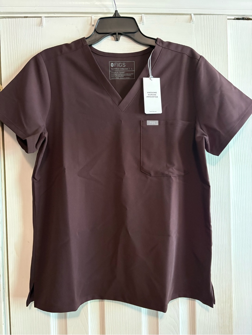 FIGS Women’s Catrina top in color Espresso